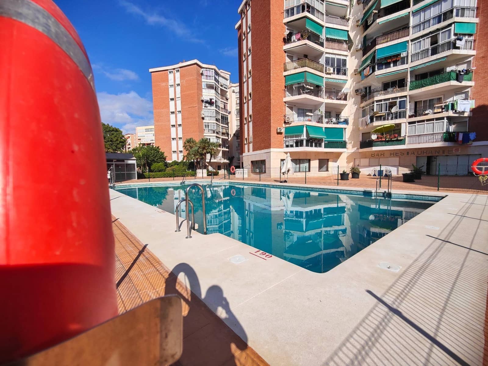 Piso de 1 habitación en Torremolinos en venta con piscina - 220.000 € (Ref: 10159675)