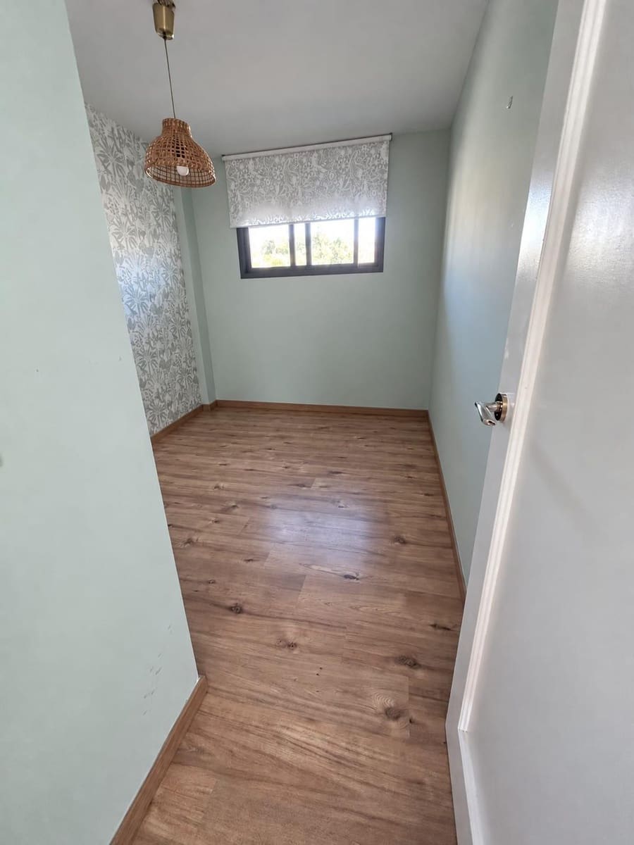 2 quarto Apartamento para arrendar em Benalmadena com piscina garagem - 1 400 € (Ref: 10159676)