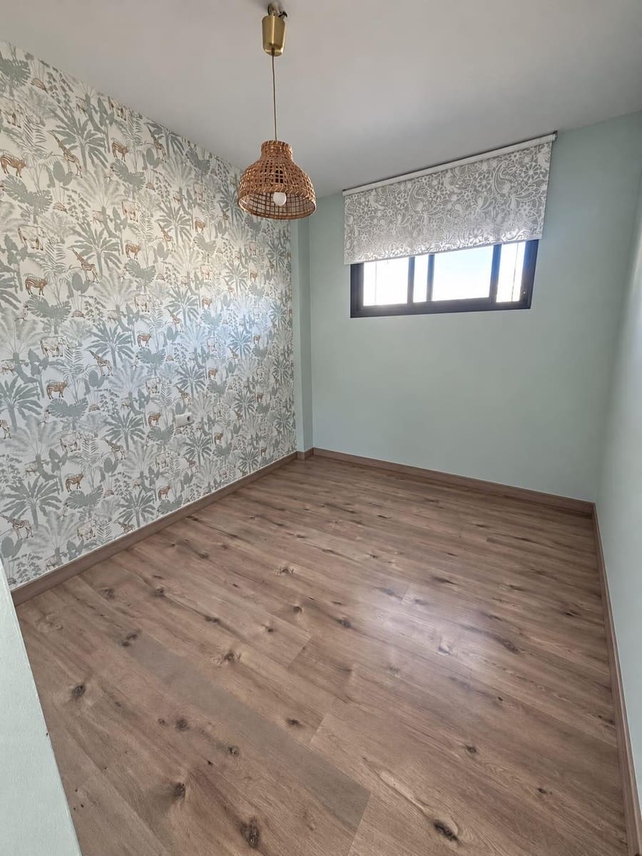 2 quarto Apartamento para arrendar em Benalmadena com piscina garagem - 1 400 € (Ref: 10159676)