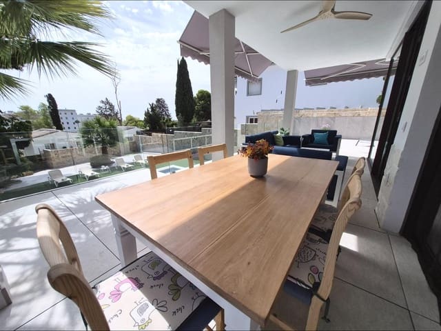 5 chambre Villa/Maison à vendre à Torremolinos avec piscine garage - 1 150 000 € (Ref: 10162272)