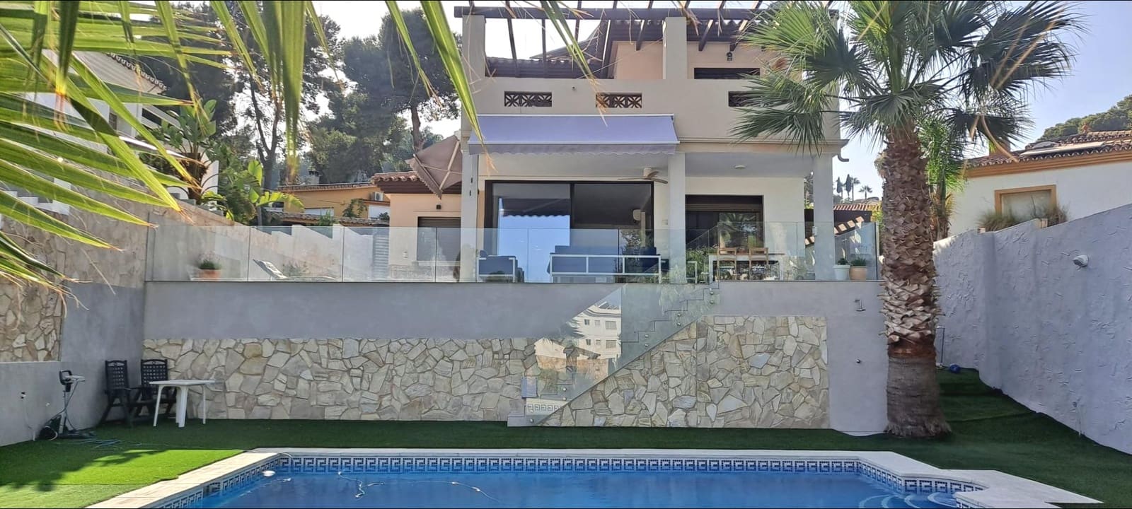 5 bedroom Villa for sale in Torremolinos with pool garage - € 1,150,000 (Ref: 10162272)