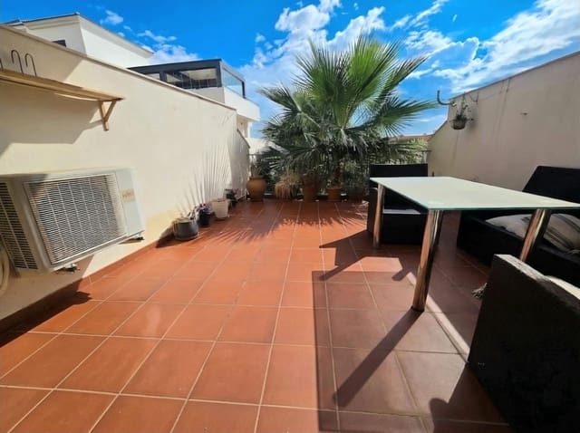 2 bedroom Flat for sale in Zona Centro Comercial Torrequebrada, Benalmádena with pool garage - € 434,500 (Ref: 10171590)