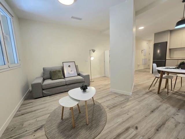 Studio till salu i Cruz de Humilladero, Málaga stad - 200 000 € (Ref: 10177149)