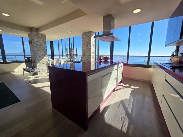 2 sypialnia Mieszkanie na sprzedaż w Torremolinos z basenem - 570 000 € (Ref: 10177150)