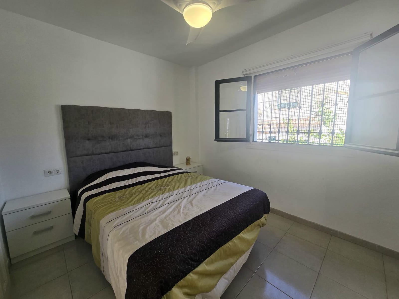 2 Zimmer Apartment zu verkaufen in Torremolinos mit Pool Garage - 325.000 € (Ref: 10183126)