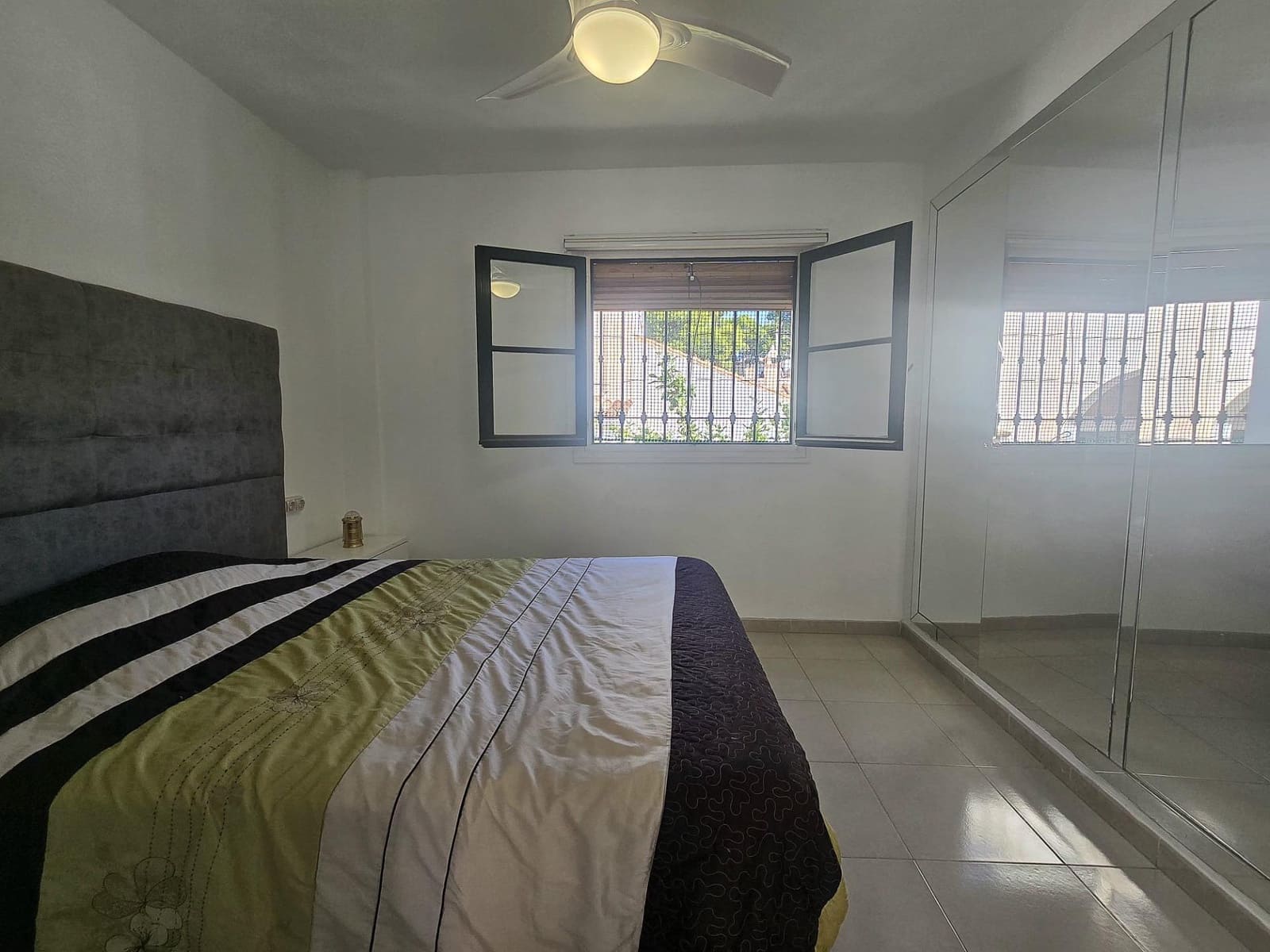 2 Zimmer Apartment zu verkaufen in Torremolinos mit Pool Garage - 325.000 € (Ref: 10183126)