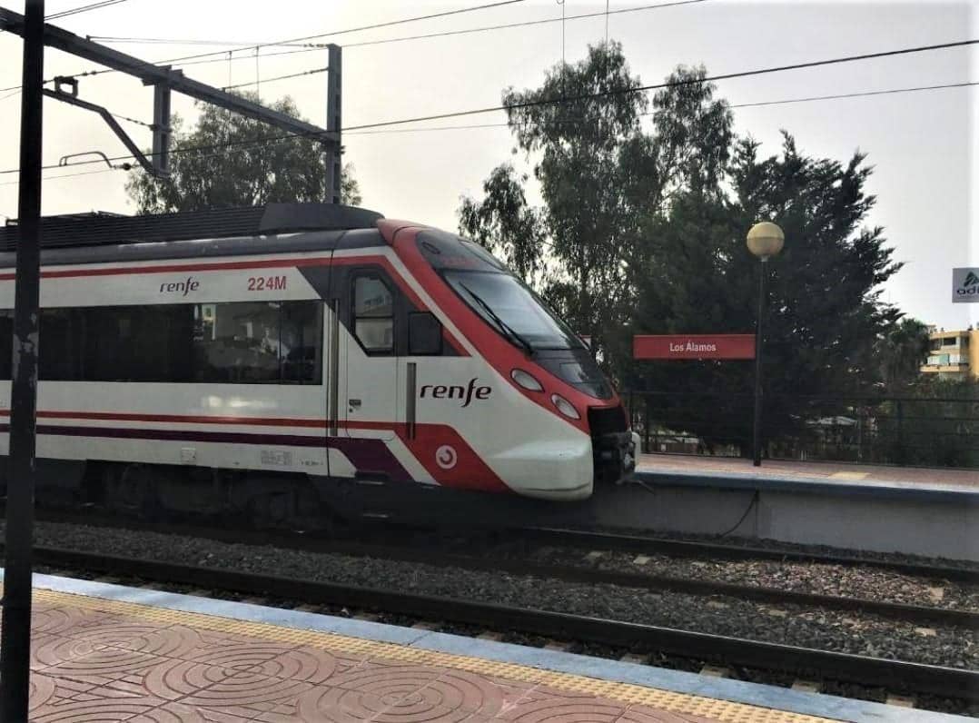 3 bedroom Flat for sale in Torremolinos with pool - € 429,000 (Ref: 9065077)