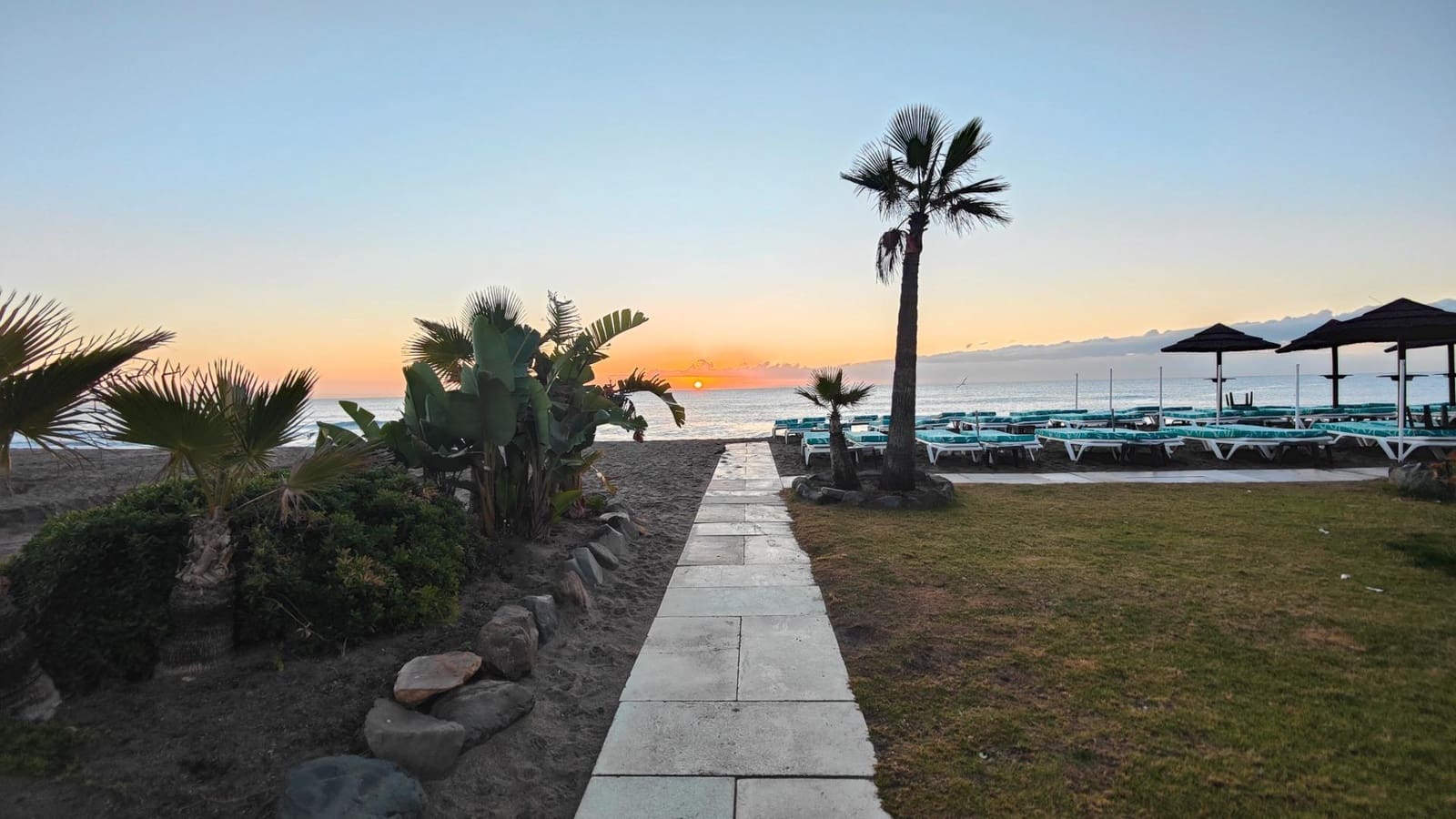Piso de 3 habitaciones en Torremolinos en venta con piscina garaje - 419.990 € (Ref: 9065077)