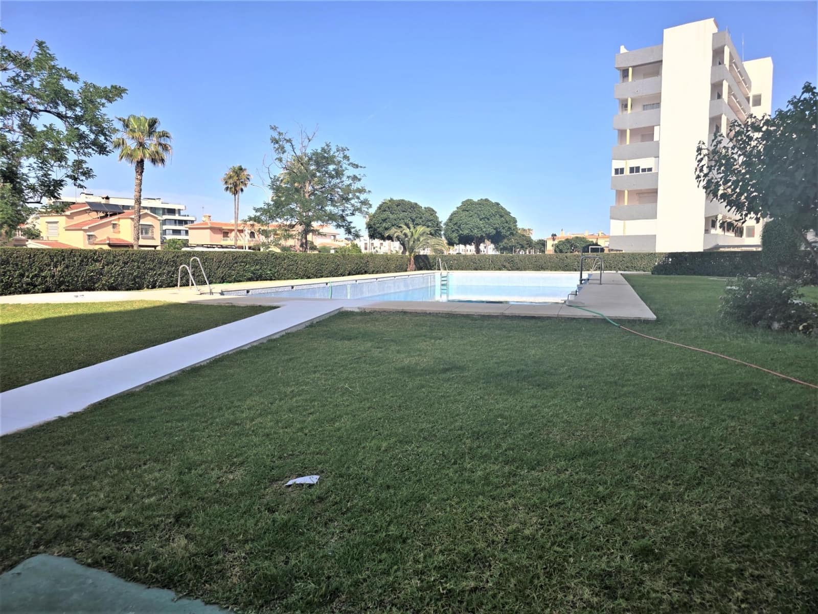Piso de 3 habitaciones en Torremolinos en venta con piscina garaje - 419.990 € (Ref: 9065077)