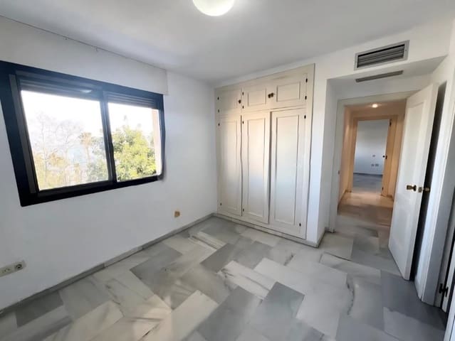 3 soveværelse Lejlighed til salg i Torremolinos med swimmingpool garage - € 1.100.000 (Ref: 9142788)