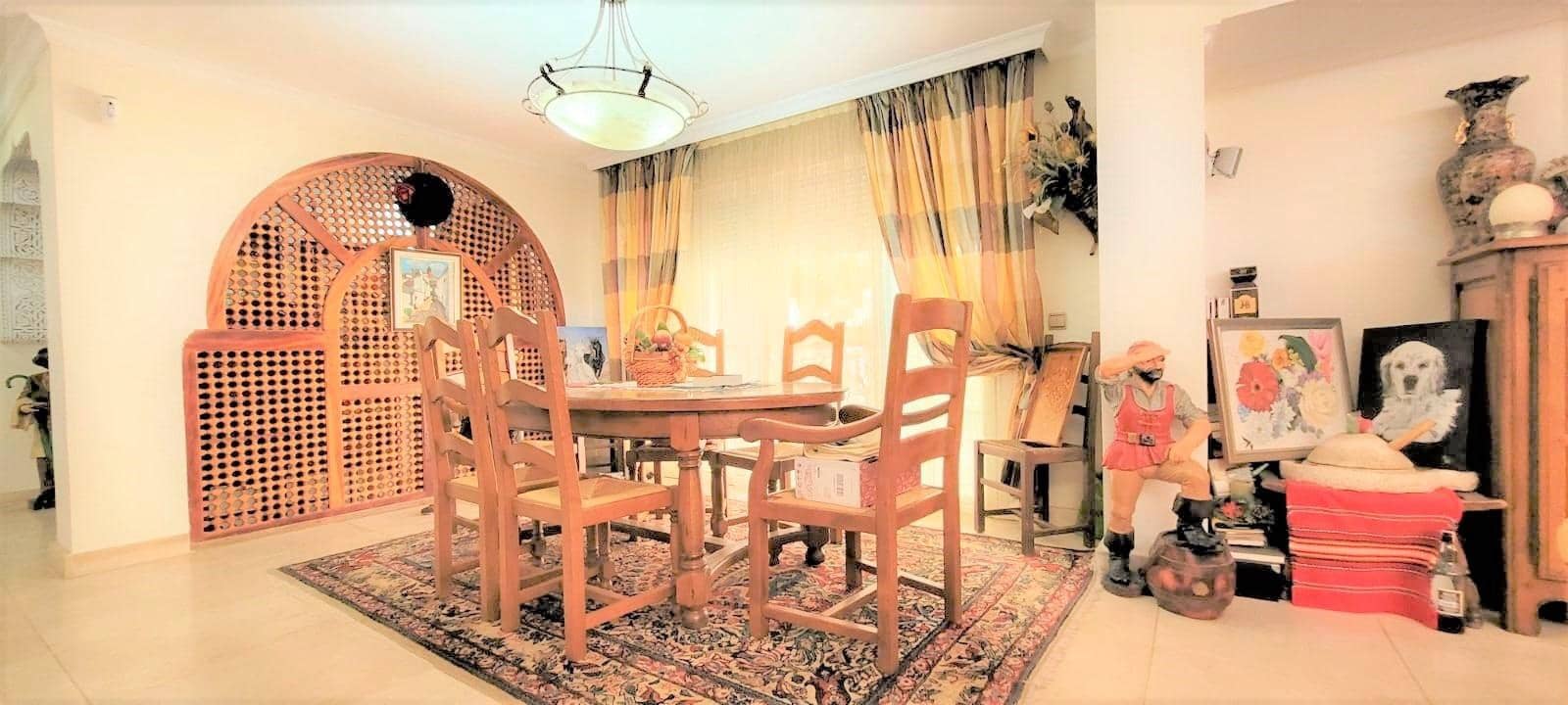 5 bedroom Villa for sale in Torremolinos with pool garage - € 895,000 (Ref: 9163645)