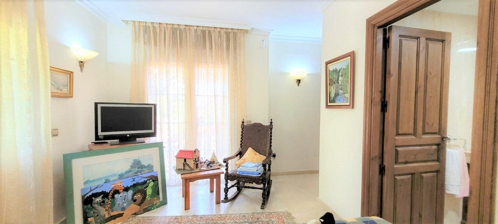 5 bedroom Villa for sale in Torremolinos with pool garage - € 895,000 (Ref: 9163645)