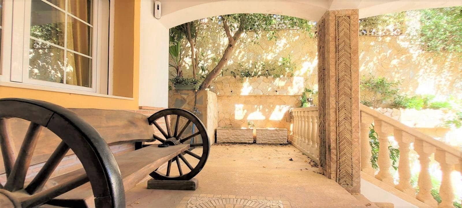 5 bedroom Villa for sale in Torremolinos with pool garage - € 895,000 (Ref: 9163645)