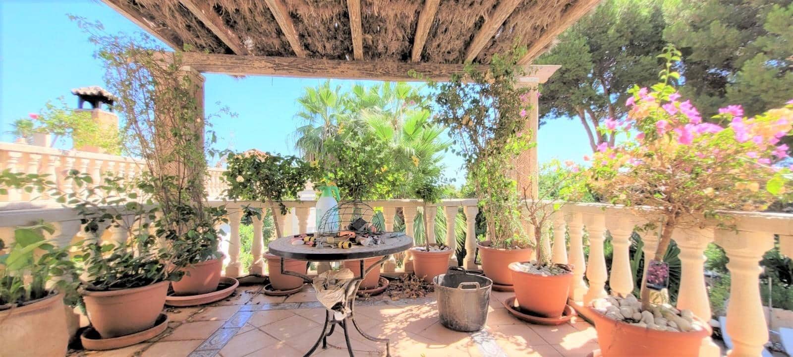 5 bedroom Villa for sale in Torremolinos with pool garage - € 895,000 (Ref: 9163645)