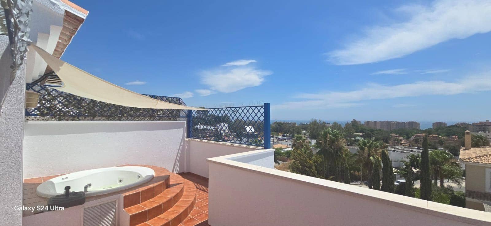 4 chambre Villa/Maison Mitoyenne à vendre à Torremolinos avec piscine garage - 679 000 € (Ref: 9165668)