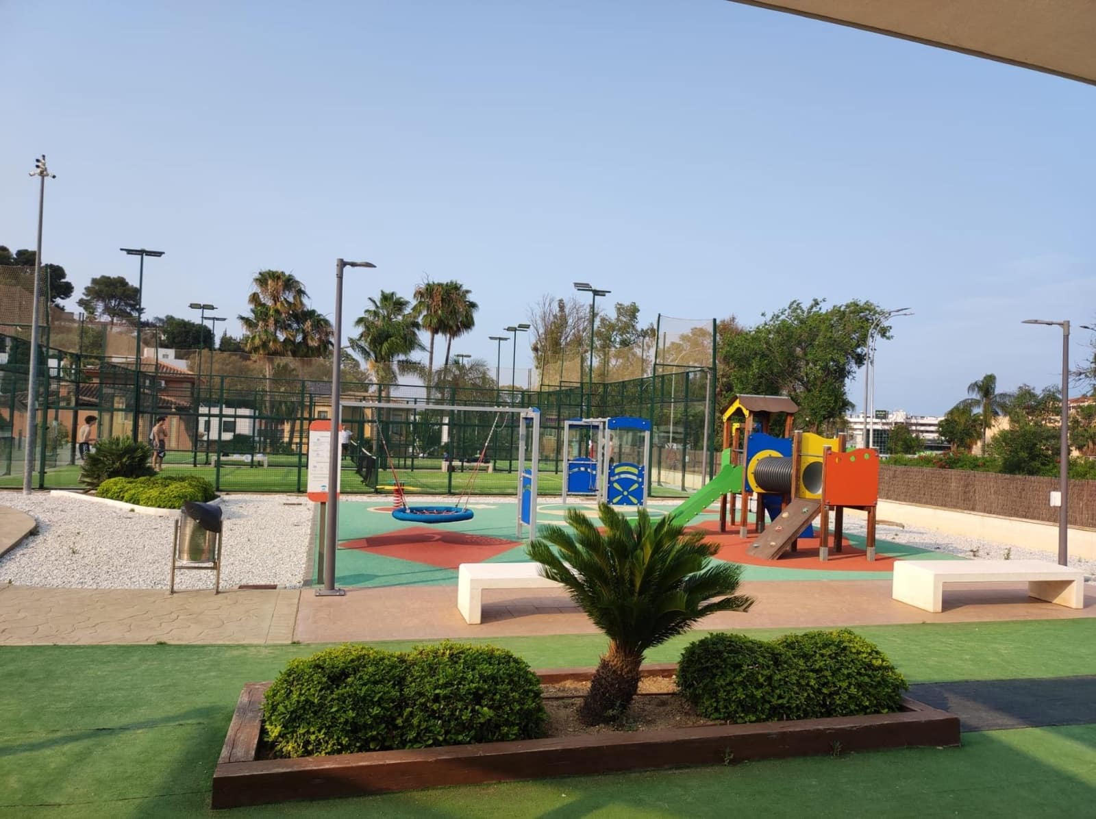 4 chambre Villa/Maison Mitoyenne à vendre à Torremolinos avec piscine garage - 679 000 € (Ref: 9165668)