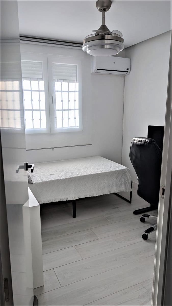 3 soveværelse Rækkehus til salg i Torremolinos med swimmingpool - € 410.000 (Ref: 9185261)