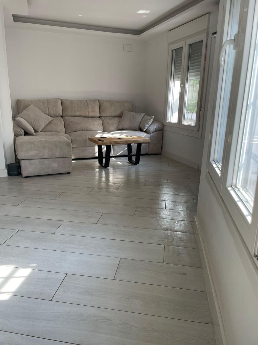 3 soveværelse Rækkehus til salg i Torremolinos med swimmingpool - € 410.000 (Ref: 9185261)