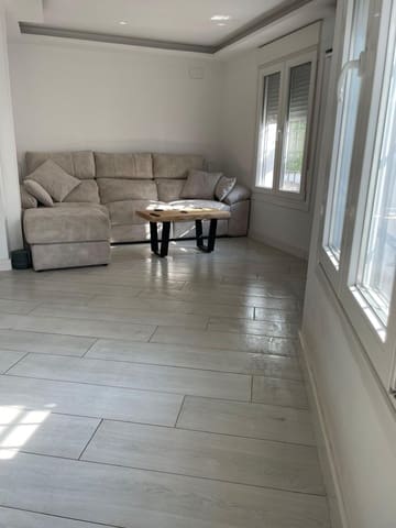 3 soveværelse Rækkehus til salg i Torremolinos med swimmingpool - € 410.000 (Ref: 9185261)