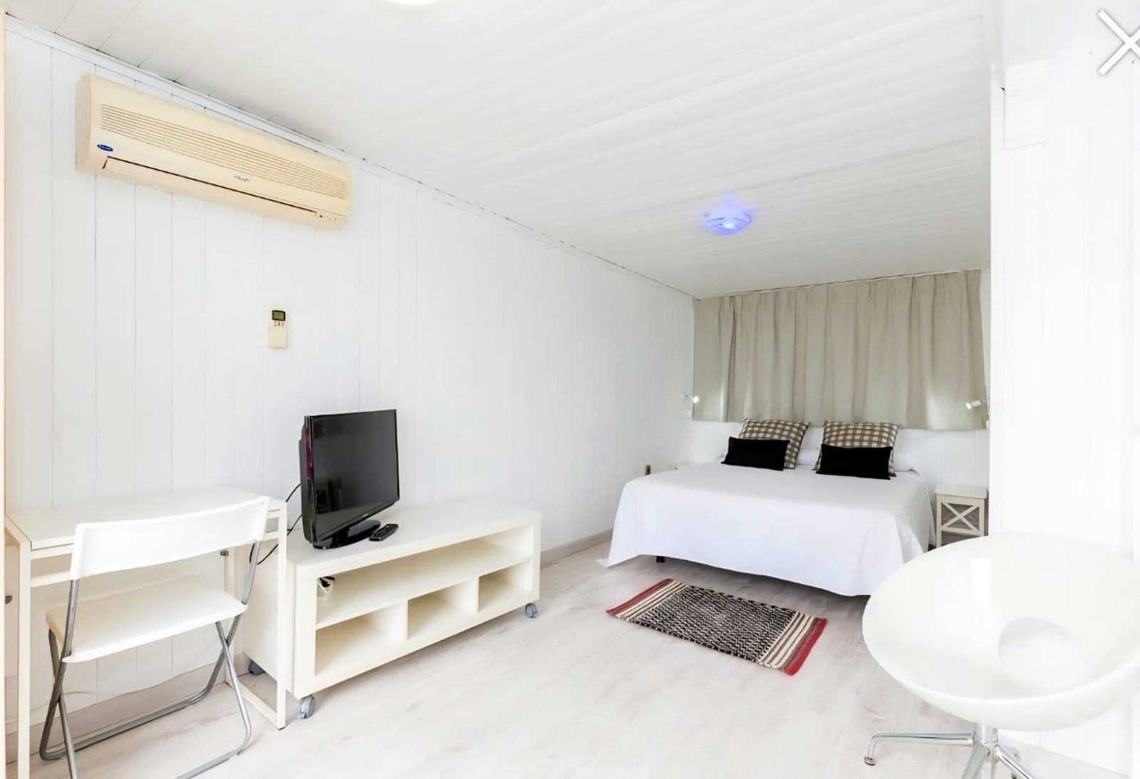 15 slaapkamer Hotel te koop in Torremolinos - € 2.850.000 (Ref: 9215348)