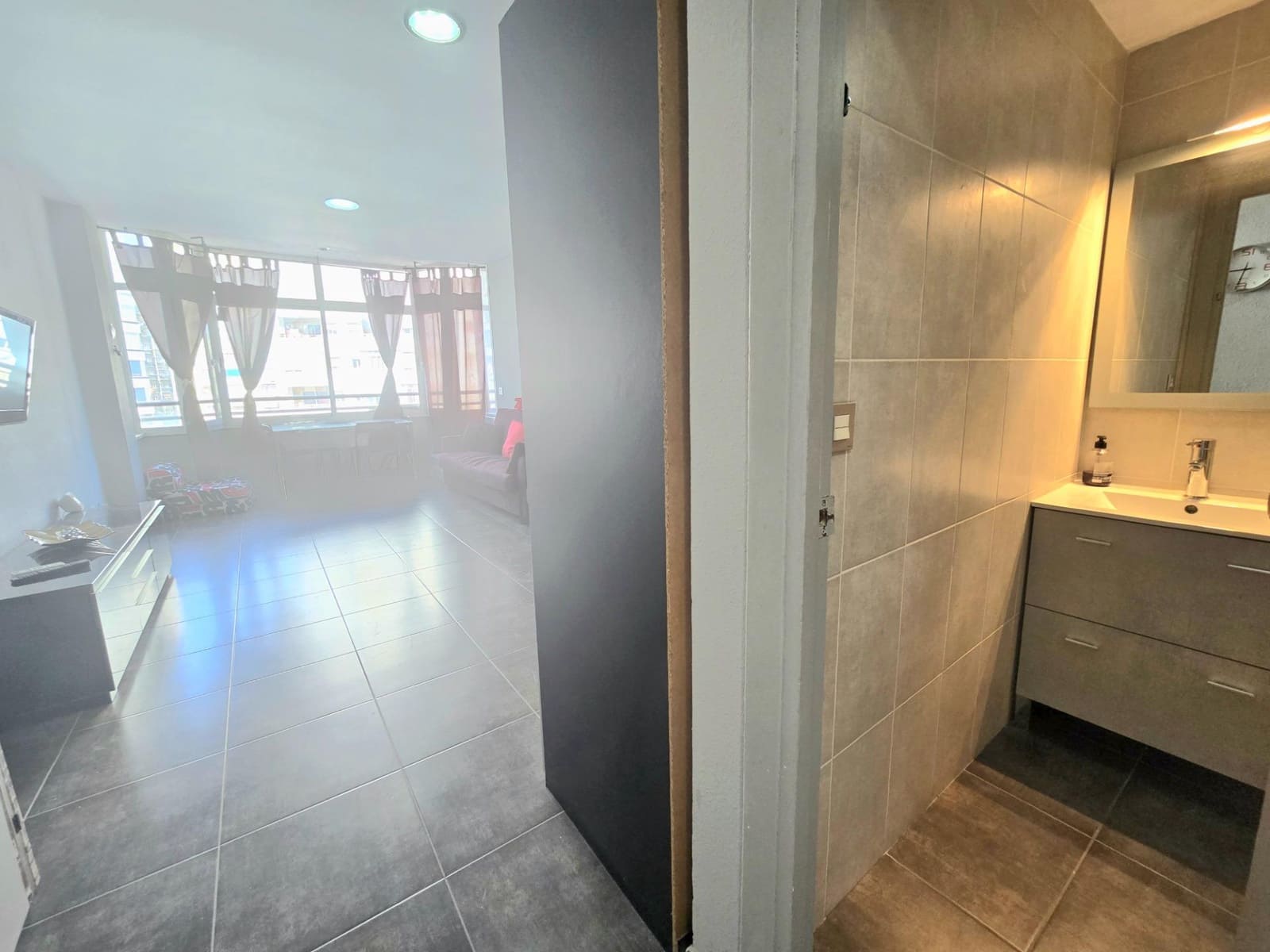 Estúdio para venda em Torremolinos - 155 900 € (Ref: 9228801)