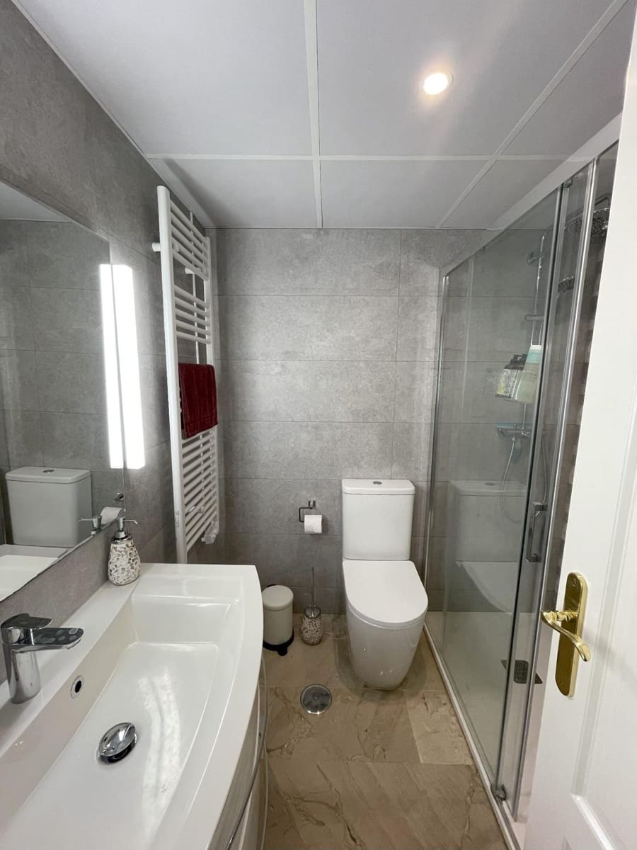 Piso de 3 habitaciones en Torremolinos en venta con piscina garaje - 568.000 € (Ref: 9255212)