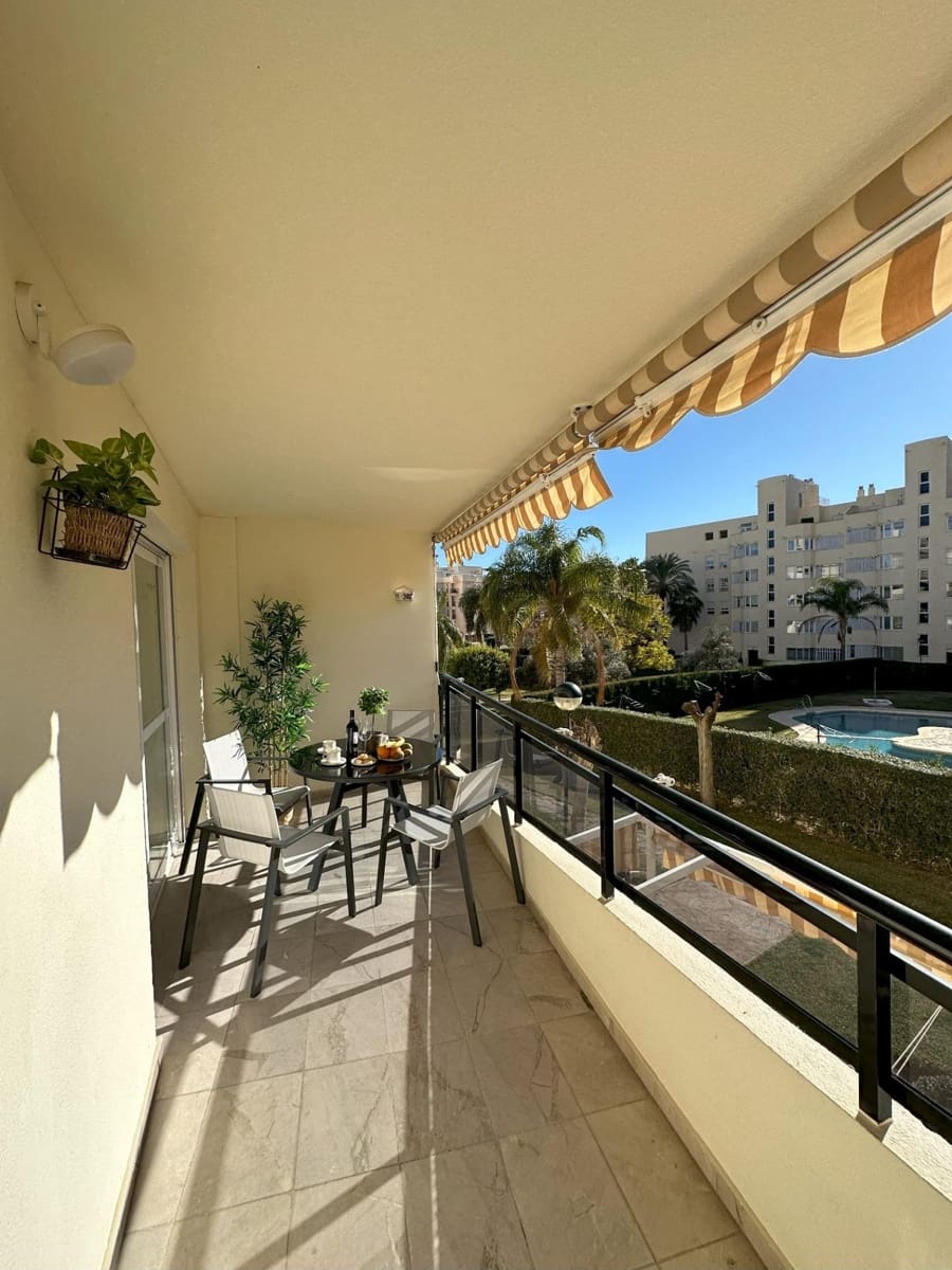 Piso de 3 habitaciones en Torremolinos en venta con piscina garaje - 568.000 € (Ref: 9255212)