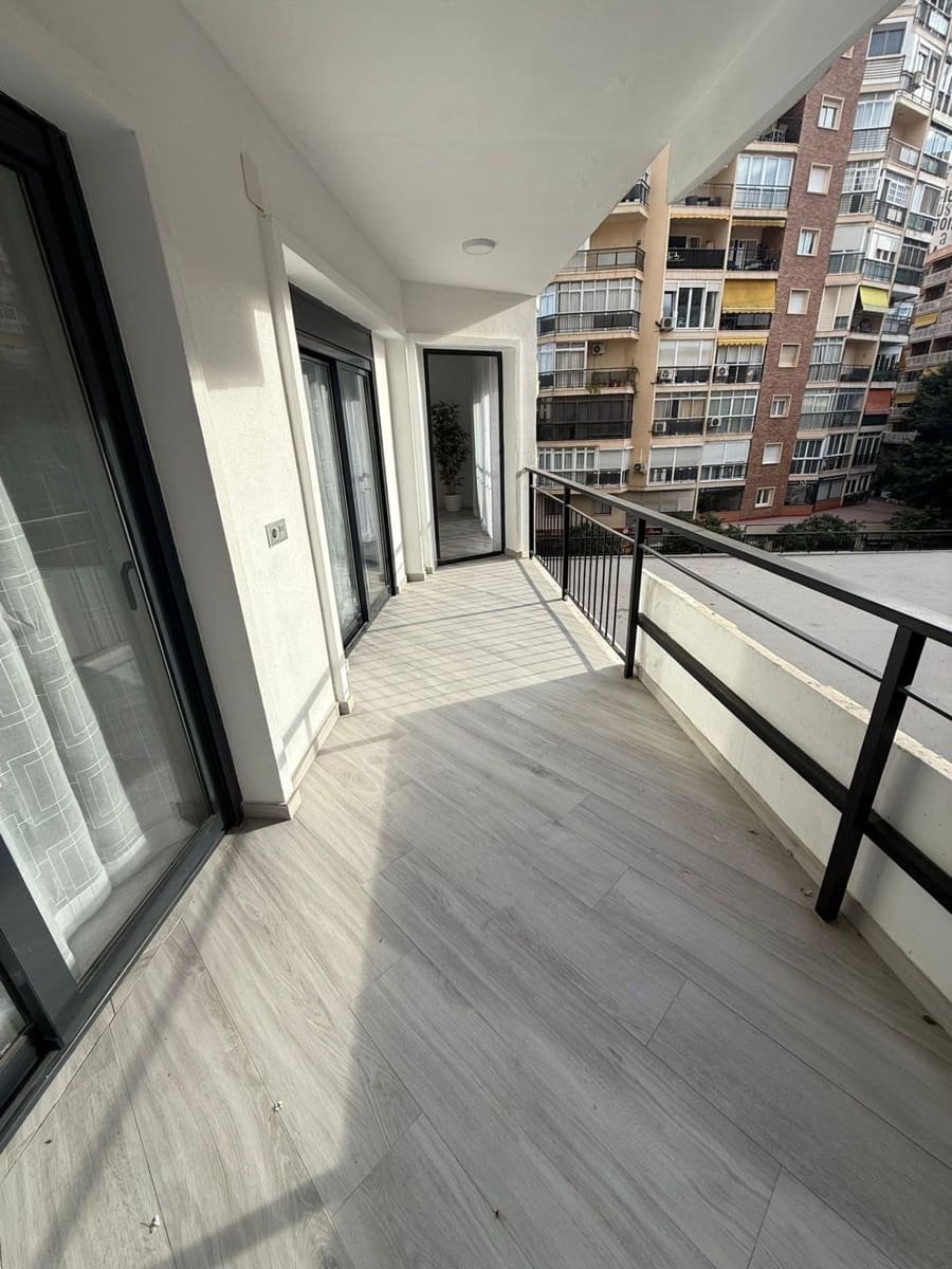 3 soverom Leilighet til salgs i Malaga by med garasje - € 815 000 (Ref: 9272522)