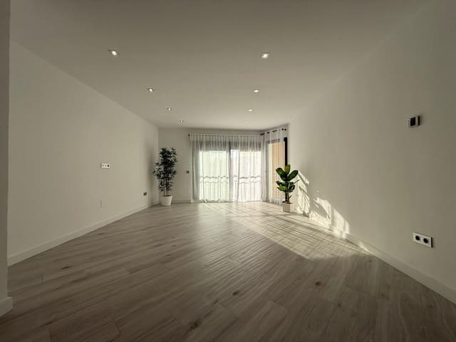 3 soverom Leilighet til salgs i La Malagueta, Málaga by med garasje - € 815 000 (Ref: 9272522)