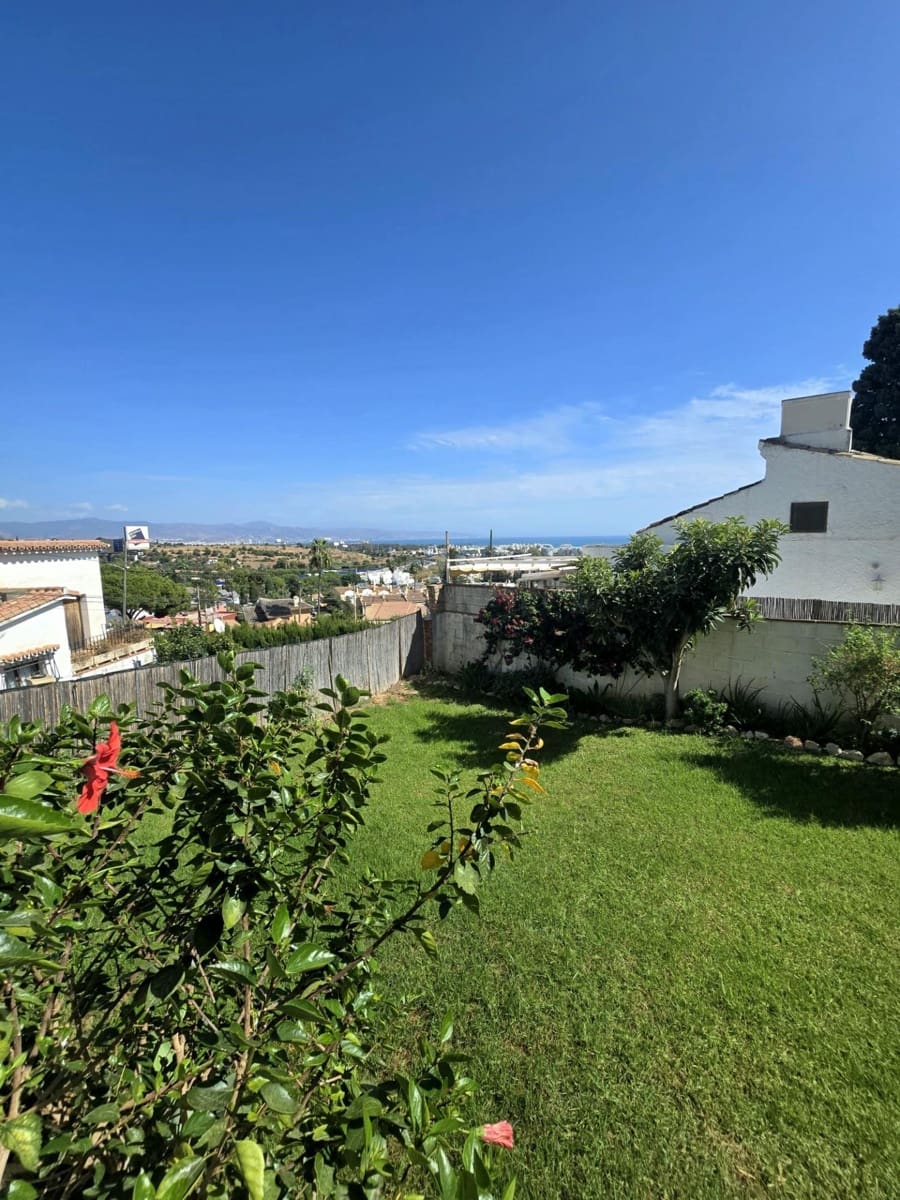 5 soverom Villa til salgs i Torremolinos med garasje - € 640 000 (Ref: 9296804)