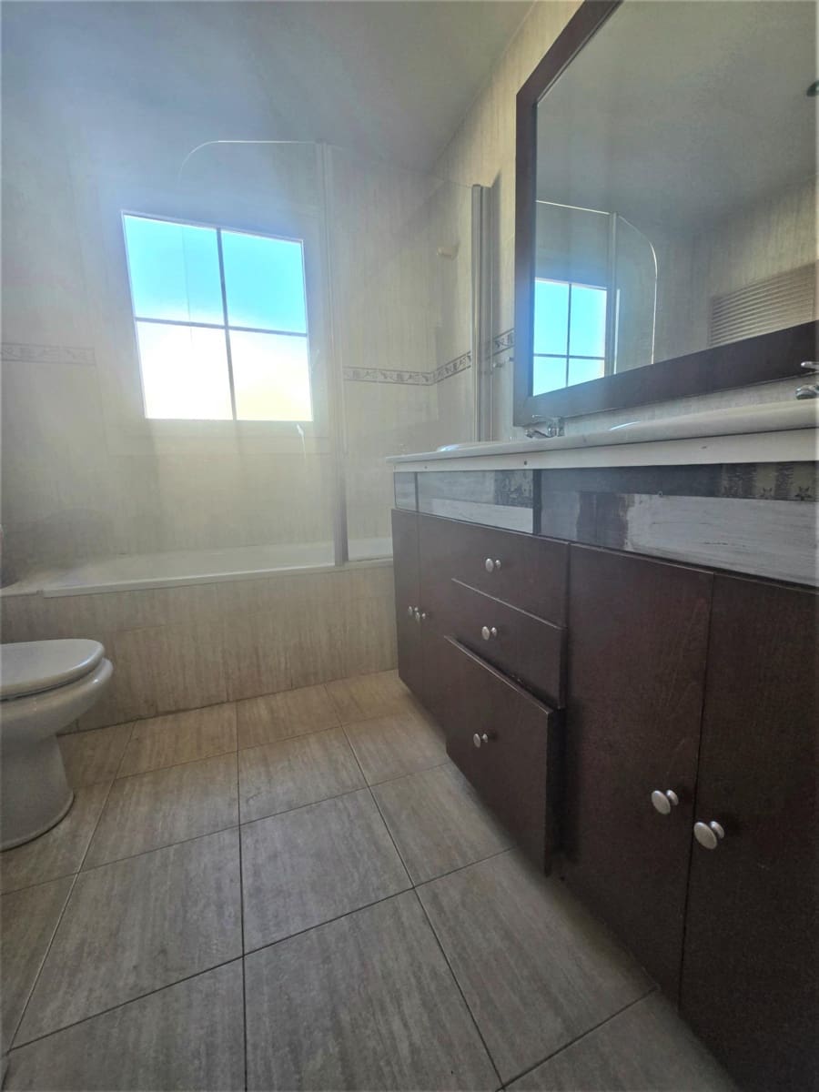 Casa de 5 habitaciones en Torremolinos en venta con piscina garaje - 700.000 € (Ref: 9300990)