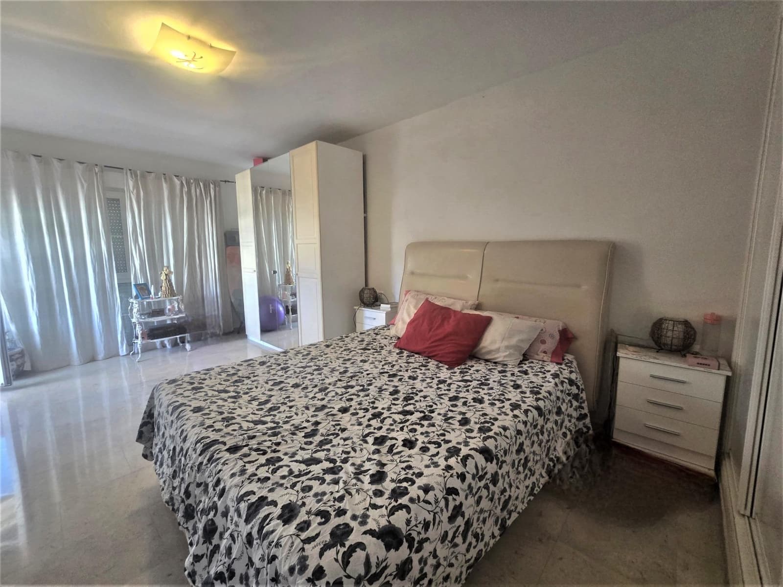 Casa de 5 habitaciones en Torremolinos en venta con piscina garaje - 700.000 € (Ref: 9300990)