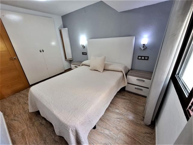 2 makuuhuone Asunto myytävänä paikassa Torremolinos mukana uima-altaan - 273 000 € (Ref: 9317787)