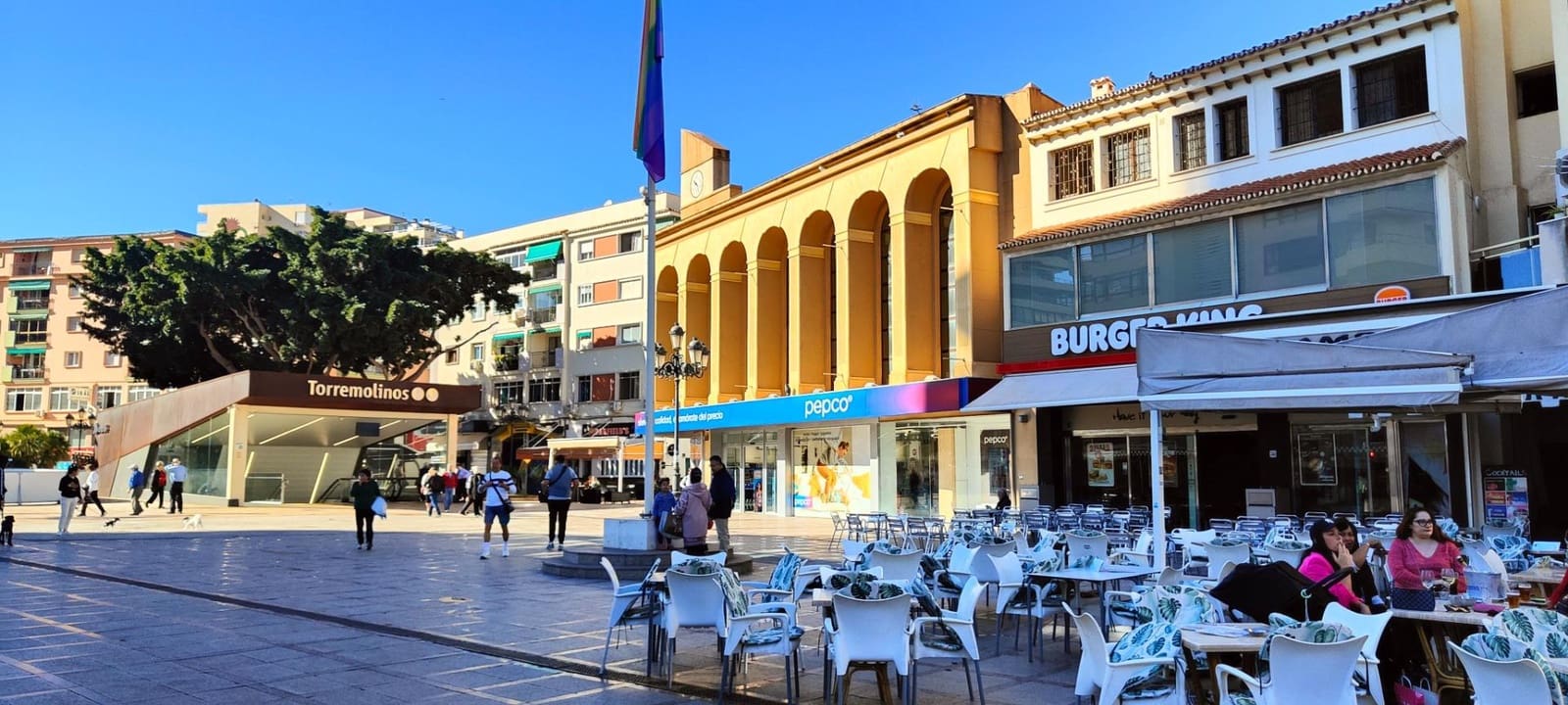 2 makuuhuone Asunto myytävänä paikassa Torremolinos mukana uima-altaan - 273 000 € (Ref: 9317787)