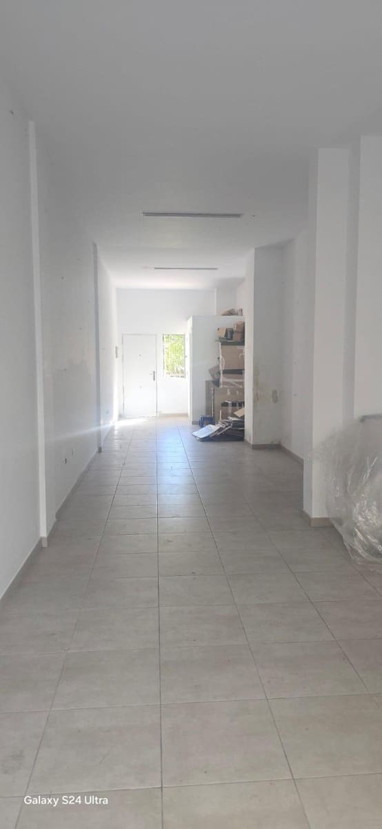 Commercieel te koop in Torremolinos - € 136.000 (Ref: 9330566)