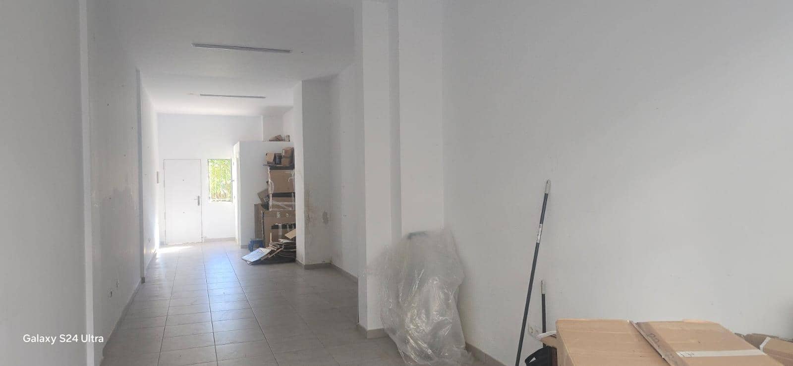 Commercieel te koop in Torremolinos - € 136.000 (Ref: 9330566)