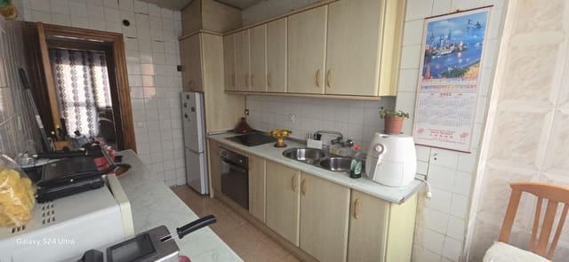 4 bedroom Flat for sale in Torremolinos with pool - € 329,000 (Ref: 9349462)