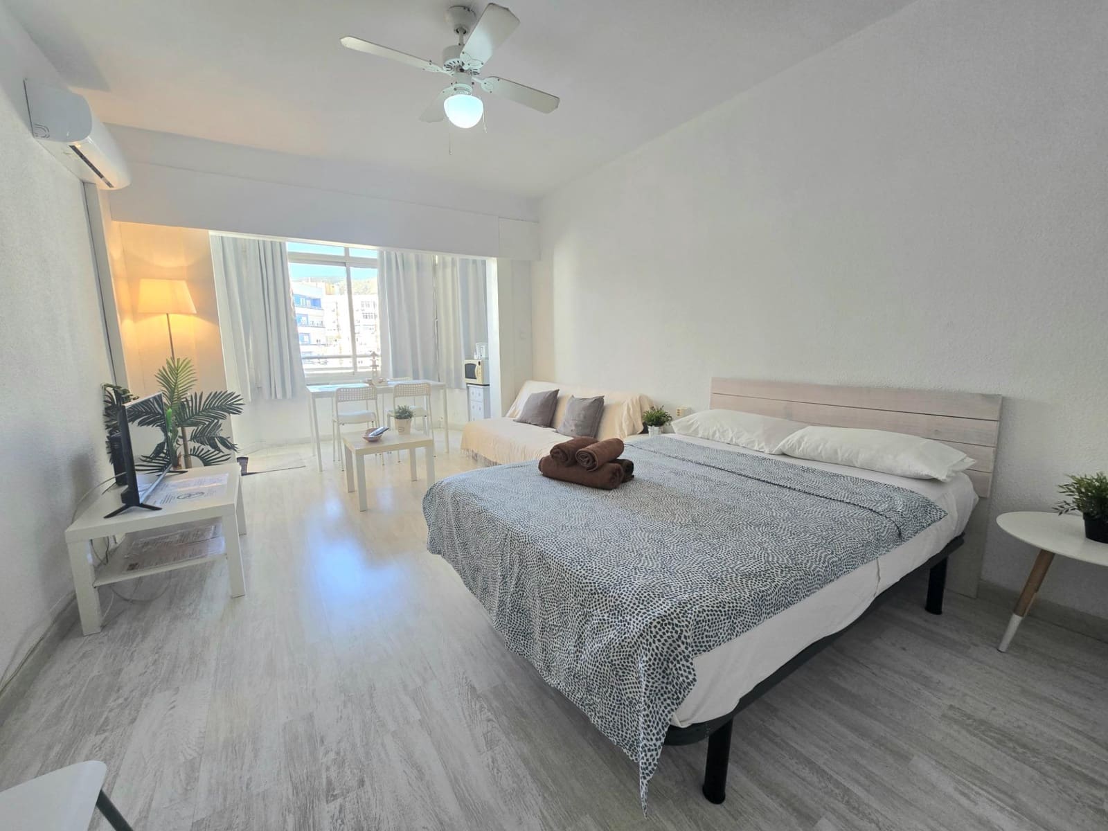 Studio til salgs i Torremolinos - € 182 400 (Ref: 9353554)