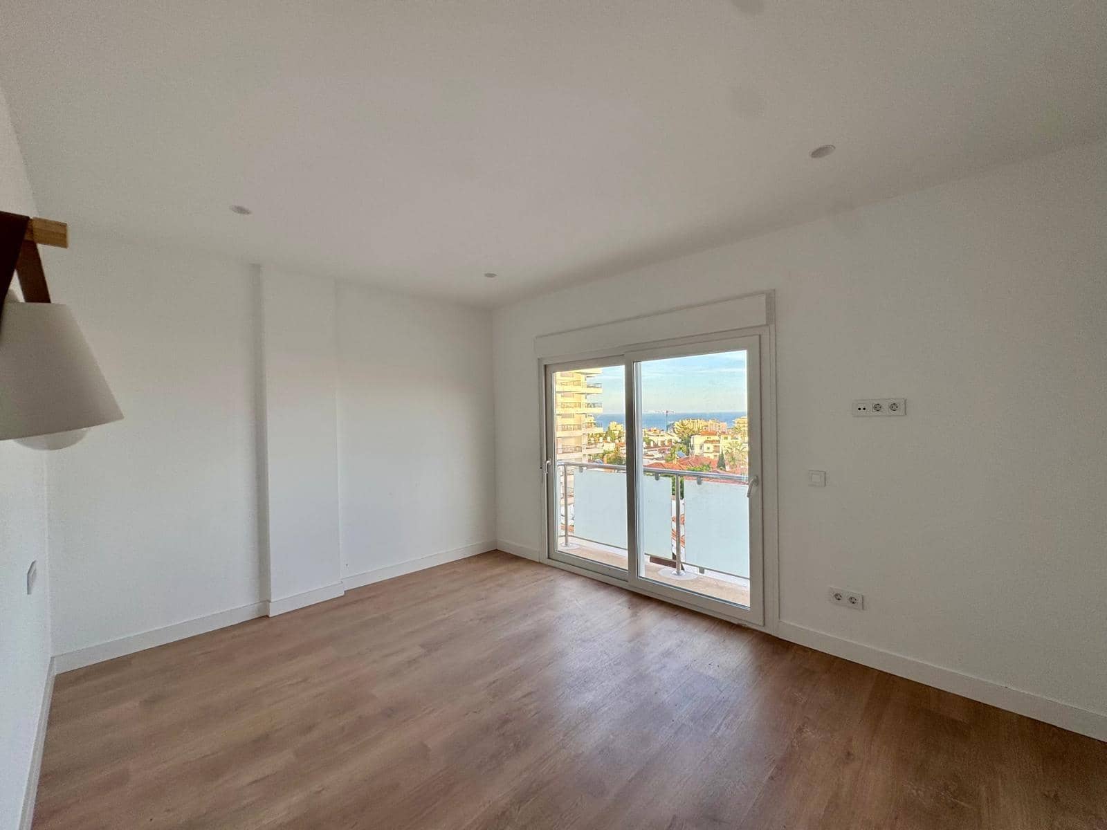 3 makuuhuone Huoneisto myytävänä paikassa Torremolinos mukana uima-altaan 
autotalli - 590 000 € (Ref: 9373778)