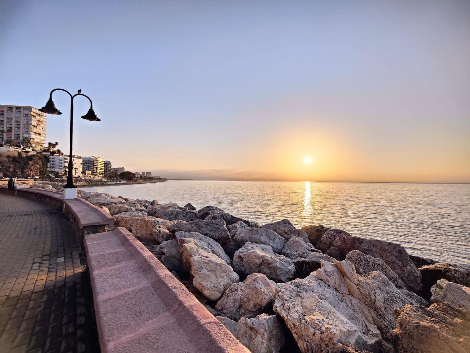 3 makuuhuone Huoneisto myytävänä paikassa Torremolinos mukana uima-altaan 
autotalli - 590 000 € (Ref: 9373778)