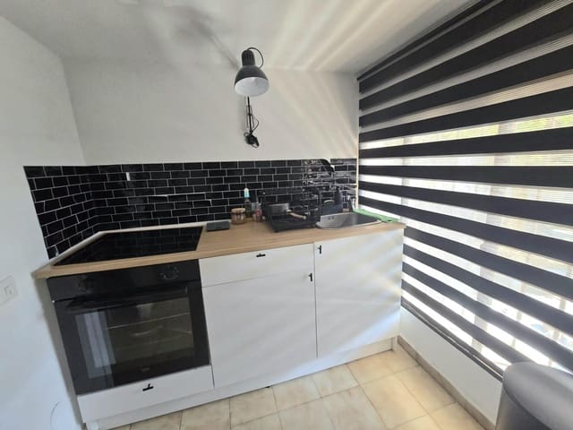 Erhverv til leje i Torremolinos - € 1.600 (Ref: 9385520)