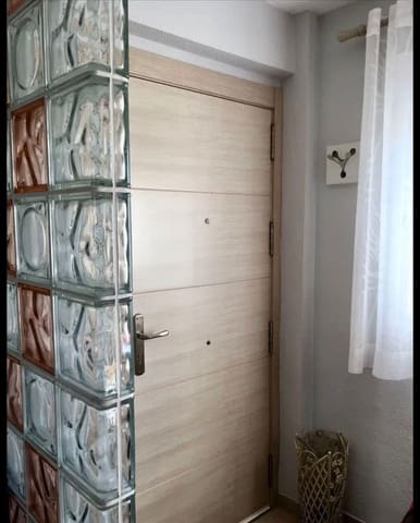 Piso de 2 habitaciones en Torremolinos en venta con piscina - 399.000 € (Ref: 9446270)