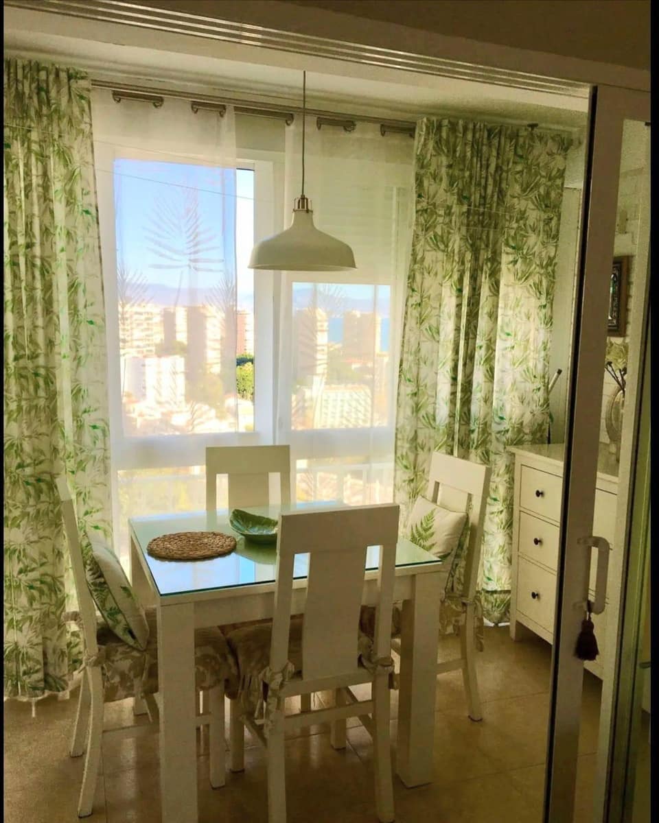 Piso de 2 habitaciones en Torremolinos en venta con piscina - 399.000 € (Ref: 9446270)