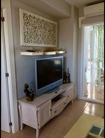 Piso de 2 habitaciones en Torremolinos en venta con piscina - 399.000 € (Ref: 9446270)