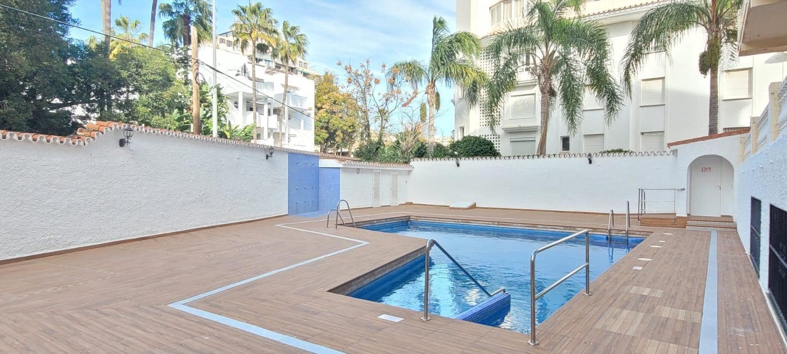 Studio à vendre à Torremolinos avec piscine - 220 000 € (Ref: 9449010)