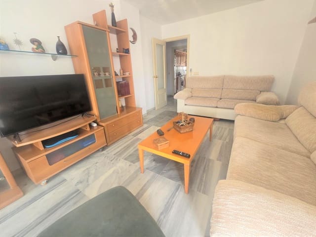 3 makuuhuone Asunto myytävänä paikassa Torremolinos mukana uima-altaan 
autotalli - 379 000 € (Ref: 9497140)