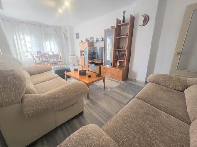 3 makuuhuone Asunto myytävänä paikassa Torremolinos mukana uima-altaan 
autotalli - 379 000 € (Ref: 9497140)