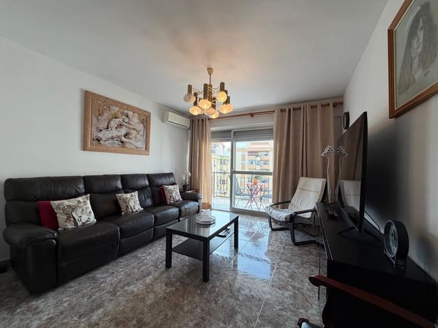 Piso de 3 habitaciones en Torremolinos en venta - 335.000 € (Ref: 9516018)
