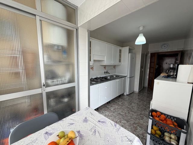 Piso de 3 habitaciones en Torremolinos en venta - 335.000 € (Ref: 9516018)