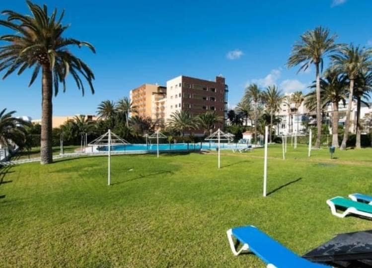 1 soveværelse Lejlighed til salg i Torremolinos med swimmingpool - € 480.000 (Ref: 9543524)